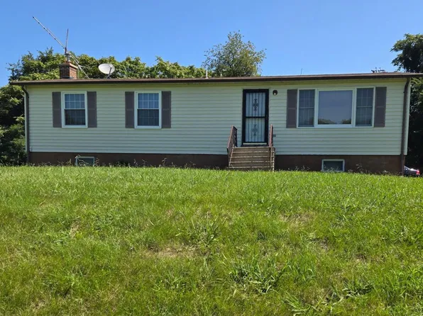 17635 Eagle Harbor Rd, Aquasco, MD 20608