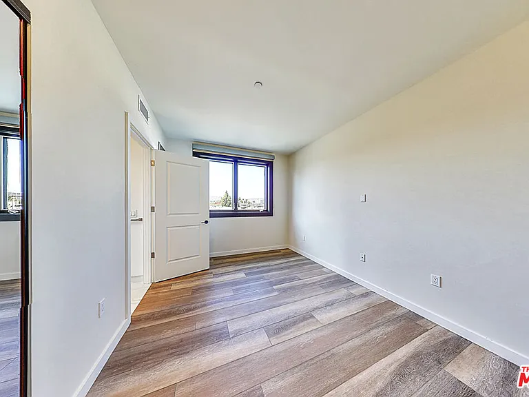 1070 S Bedford St #205 — Photo 16
