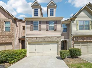 1519 Creek Bend Ln, Lawrenceville, GA 30043