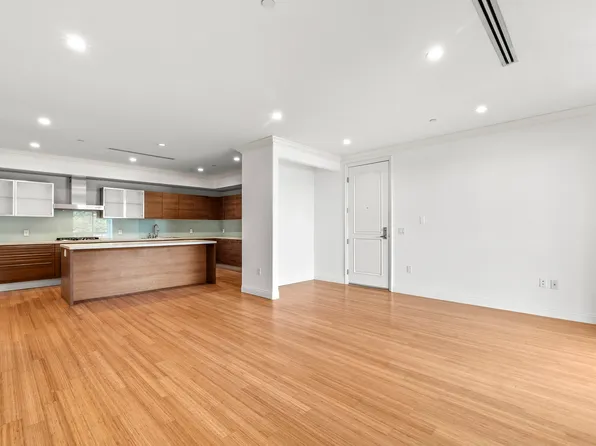 1283 Havenhurst Dr Unit 306, West Hollywood, CA 90046