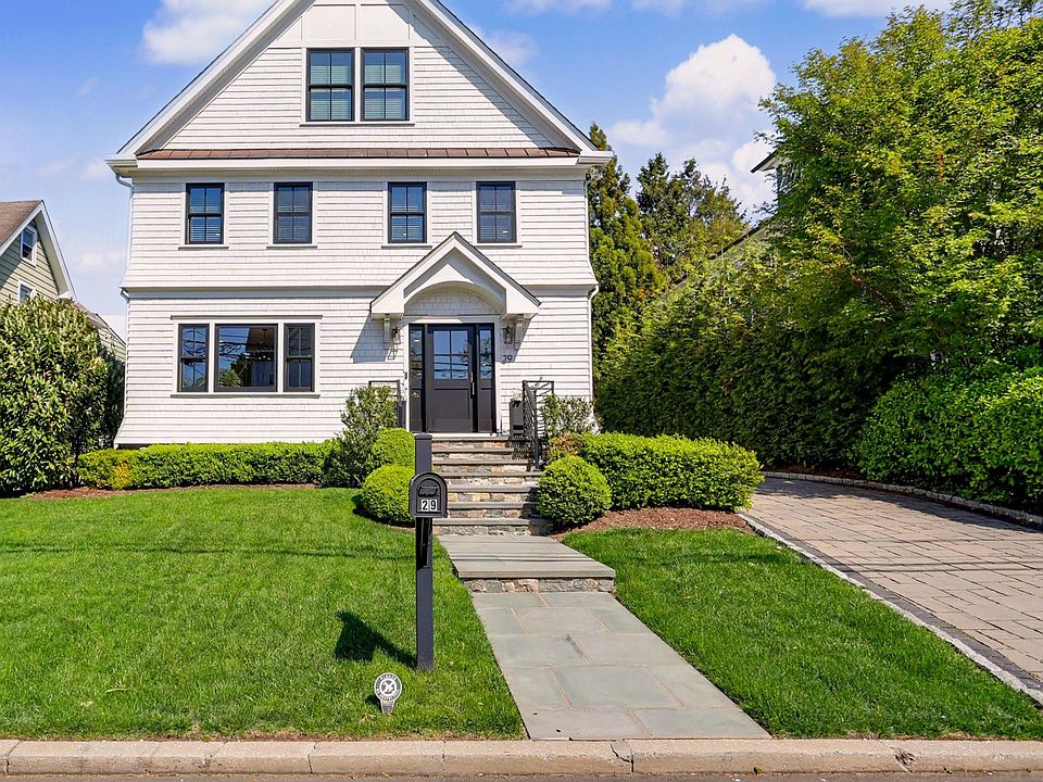 1st image of 29 Orchard Pl