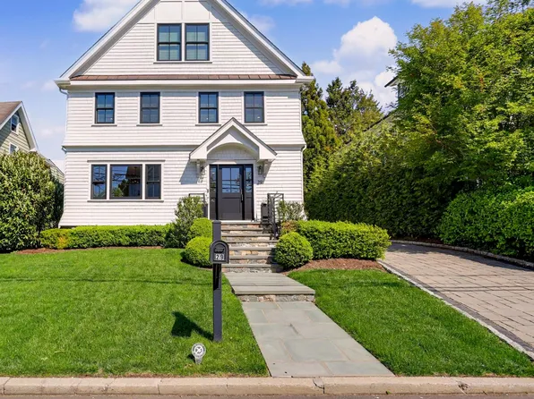 29 Orchard Pl, Greenwich, CT 06830