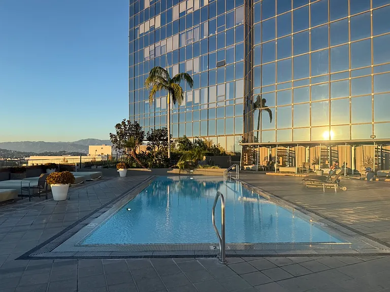 1100 Wilshire Blvd #2010 — Photo 37