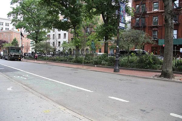 Rented by Waverly Realty Associates | media 20