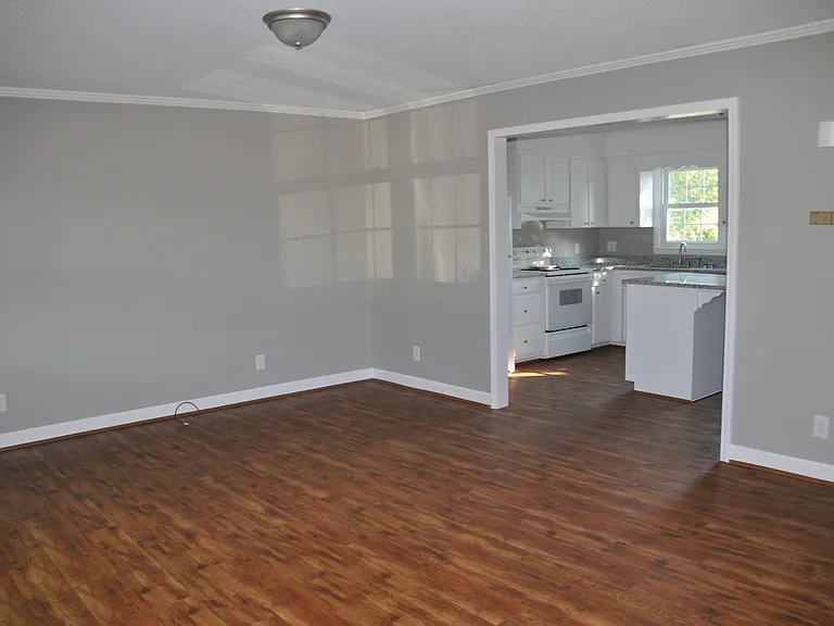 1616 Springfield Rd #B — Photo 2
