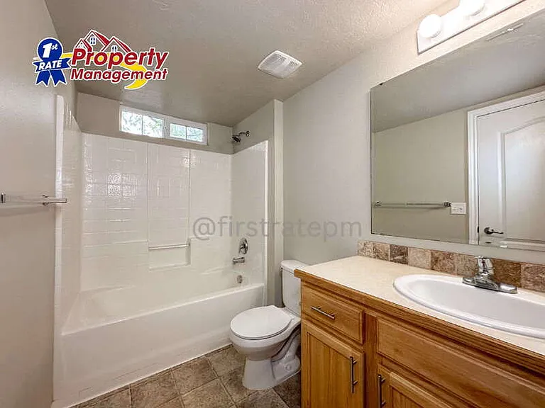 11884 W Cloverbrook Ln #202 — Photo 16