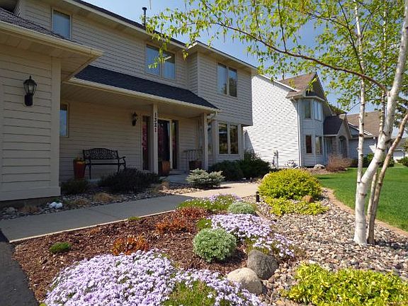 2nd image of 1321 Earle Way