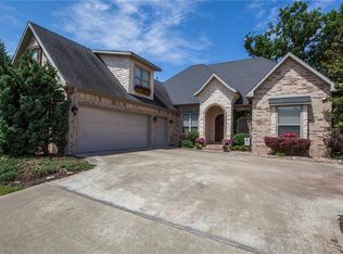 5414 S Braebourne Rd, Rogers, AR 72758