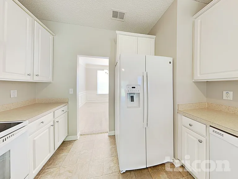 312 Buckthorne Dr — Photo 7