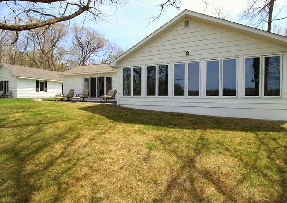 1st image of 21177 Lake Ave