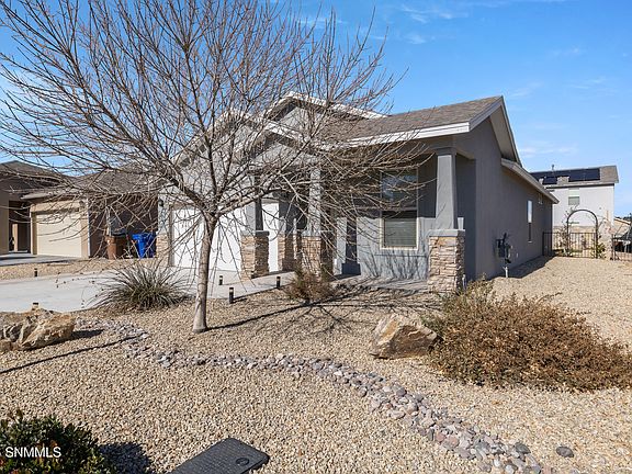 2nd image of 2970 Meriwether St