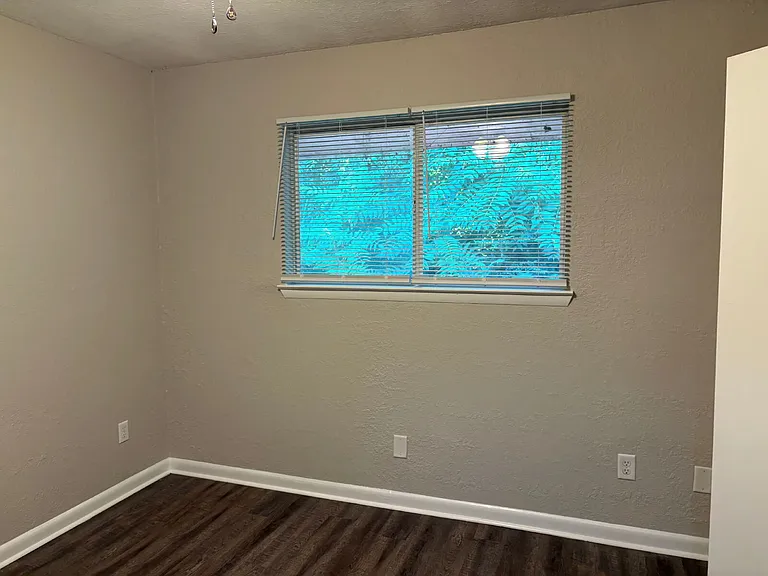 208 Valley View Ave #10 — Photo 38