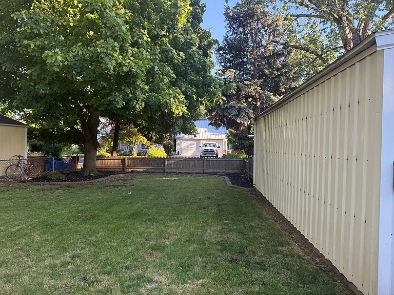 4417 W Rim St — Photo 18