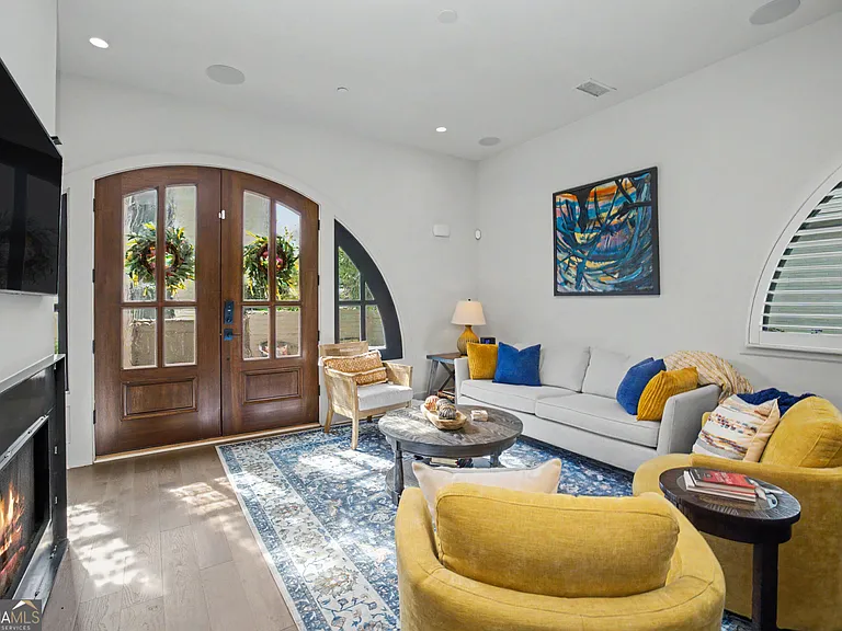 495 Juniper Ln — Photo 6