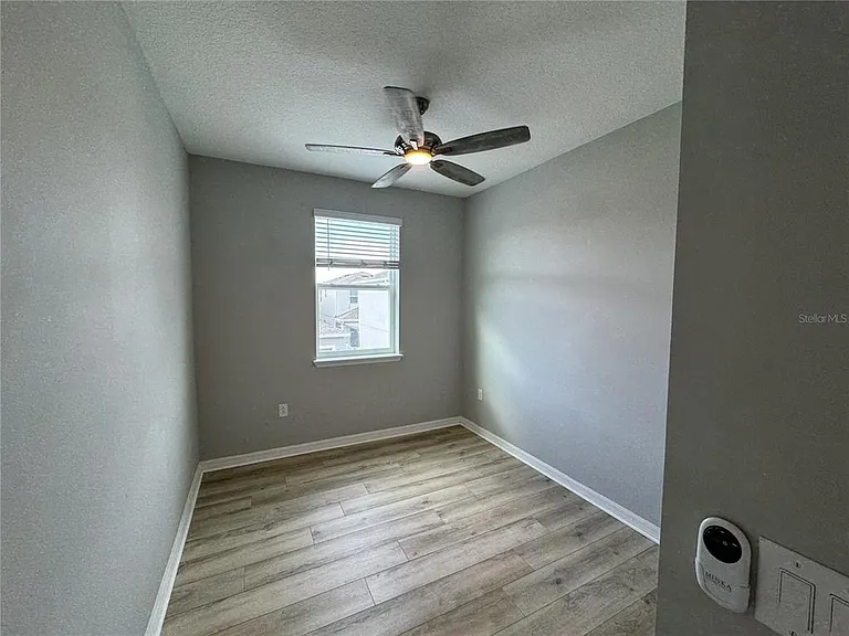 16042 Micelli Dr — Photo 15