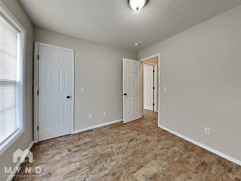 1003 W Snider St — Photo 14