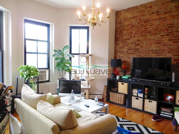 10 Columbus Sq #5, Boston, MA 02118