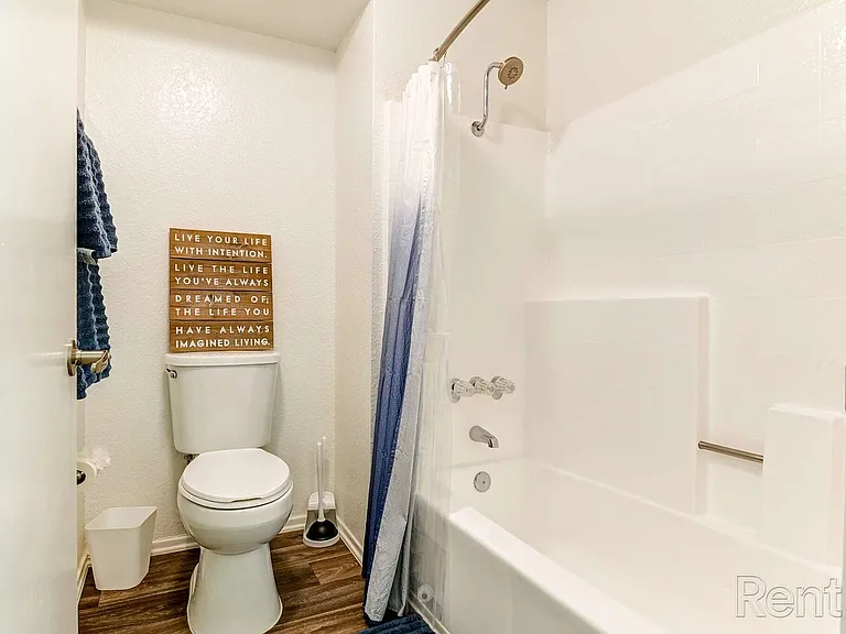 Idyllwillow Bathroom