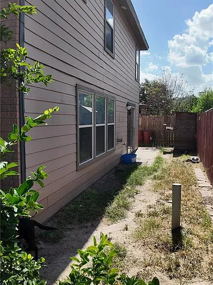 3908 Redbird Ave — Photo 21