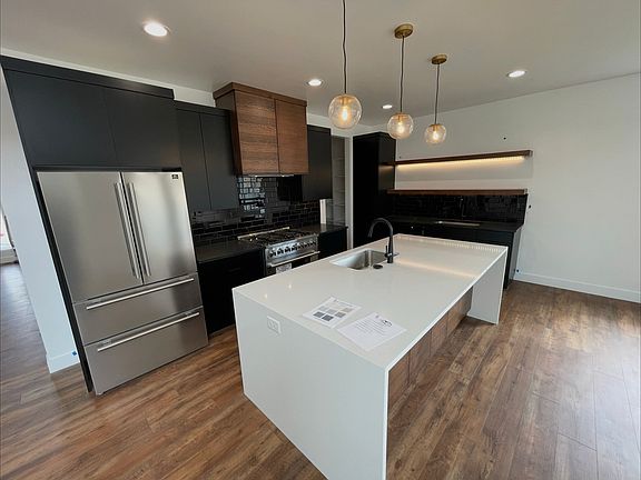 3rd image of 6648 N Unity Way #306