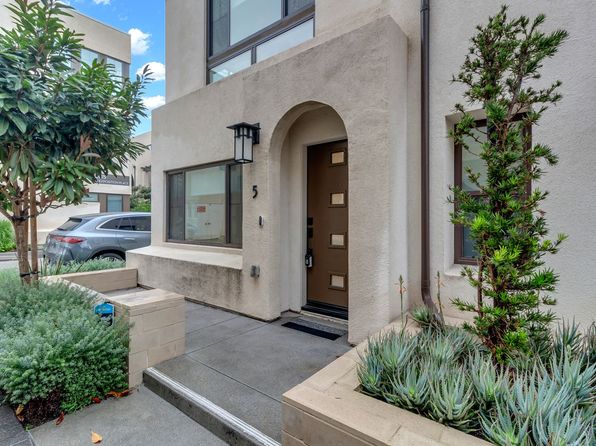 2907 Exposition Pl #5