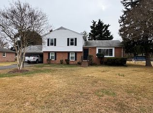 7395 Stuart Dr, Mechanicsville, VA 23111