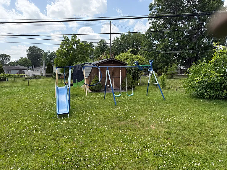 33973 Coachwood Dr — Photo 5