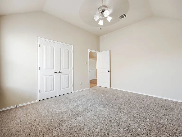 1445 Bateman Ln — Photo 23