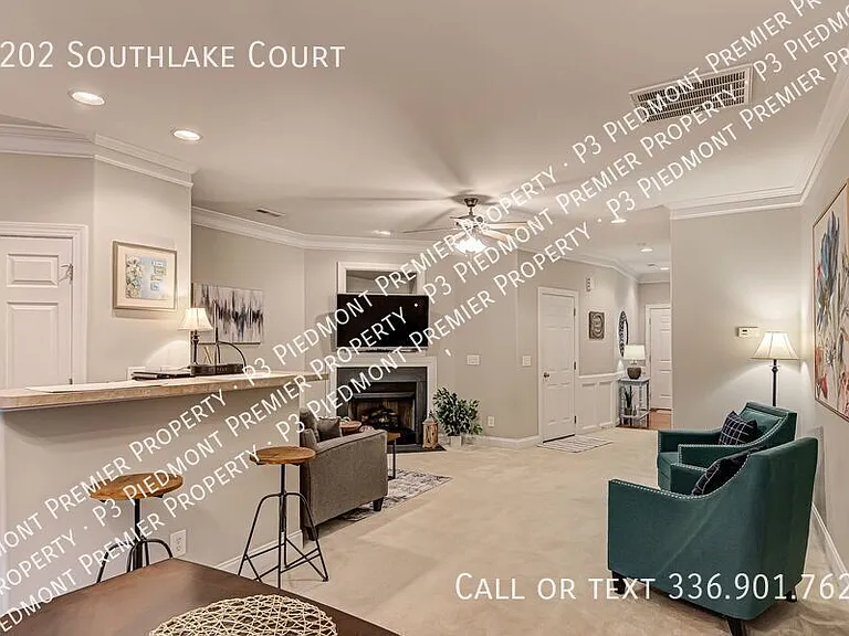 1202 Southlake Ct — Photo 25
