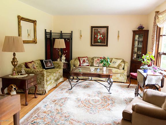 5th image of 539 Dairy Ln