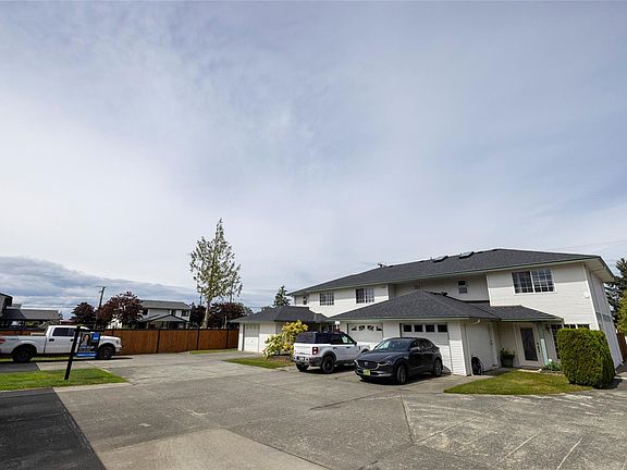 4th image of 2553 Kingcome Pl #1