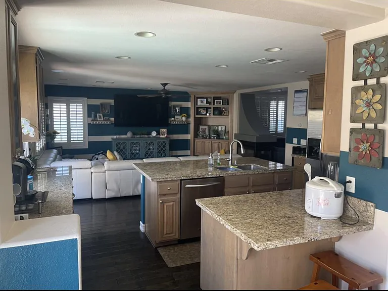 780 Homewillow Ave — Photo 3