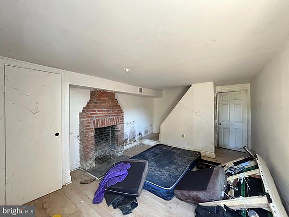 2nd image of 2637 Dulany St