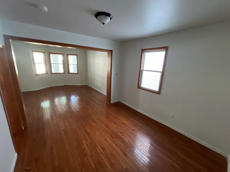 12 Arcadia Ave #1 — Photo 5