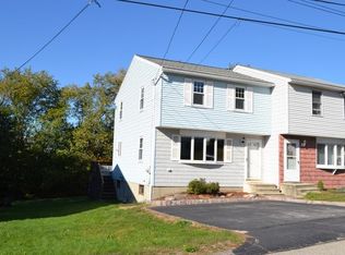 11 Bolton St, Worcester, MA 01604