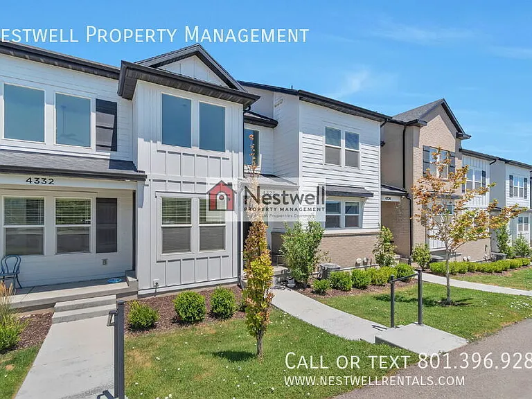 4328 W Watchmen Way — Photo 2