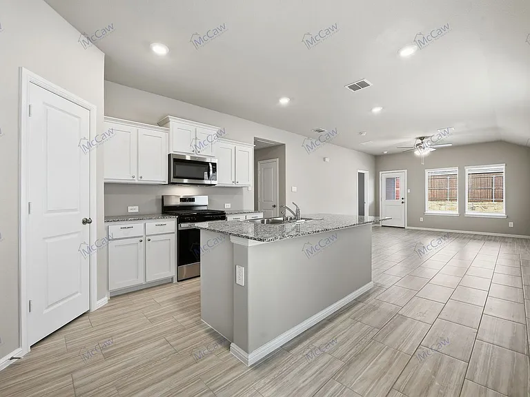 139 Mojave Rd — Photo 3