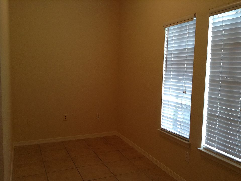 1st image of 132 S Obrien St