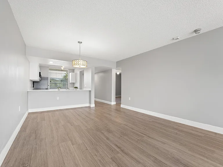 3636 Whitehall Dr #402 — Photo 22