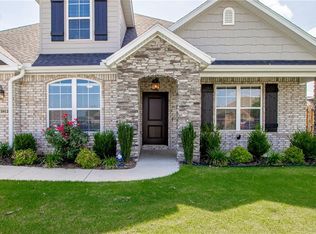 5812 S 67th St, Cave Springs, AR 72718