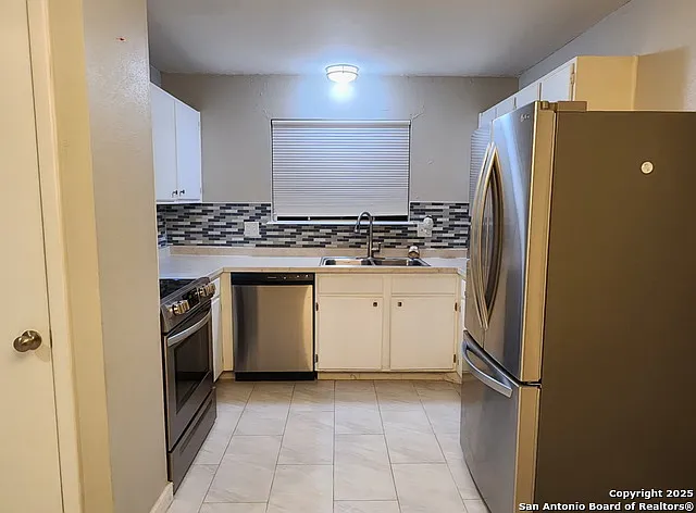3401 Cliffside Dr — Photo 6