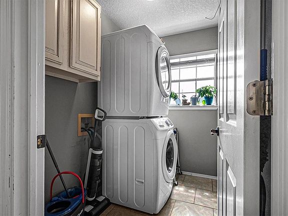 4th image of 2559 W Jane Circle Dr