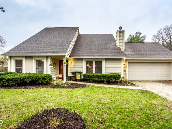 462 San Carlos Dr, Greenwood, IN 46142