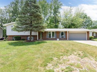 29 Picardy Dr, Lake Saint Louis, MO 63367
