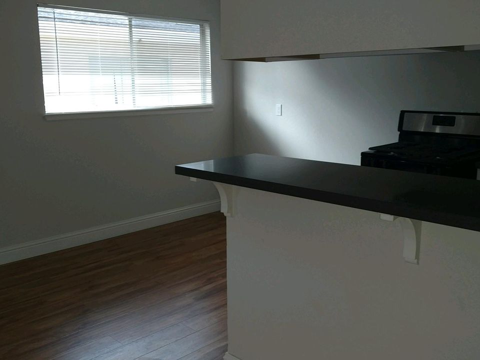 1st image of 205 Electric St APT J