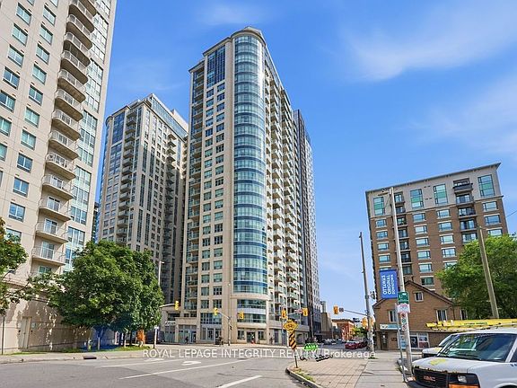 2nd image of 195 Besserer St #802