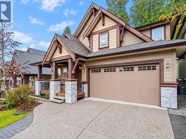 1228 Burkemont Pl, Coquitlam, BC V3B 0E8