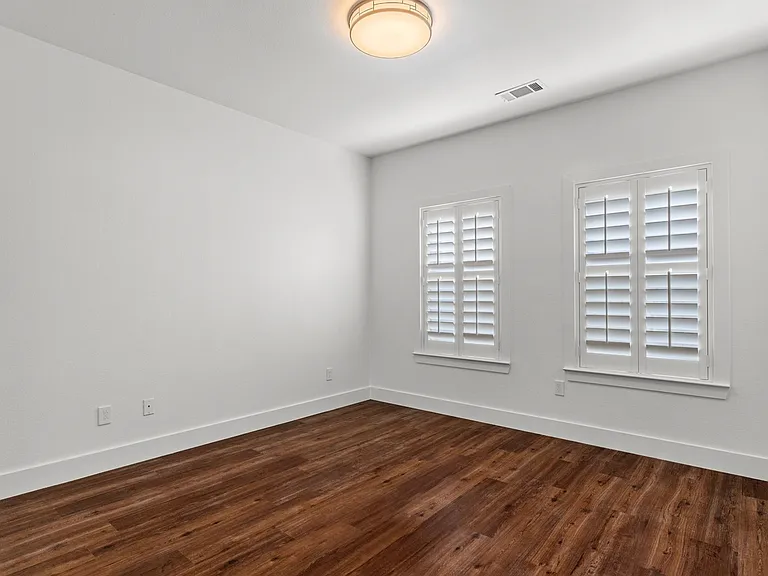4830 Cedar Springs Rd #3 — Photo 14