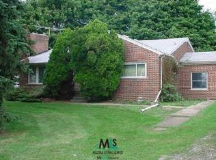 17055 Armada Ctr, Update, MI 48005