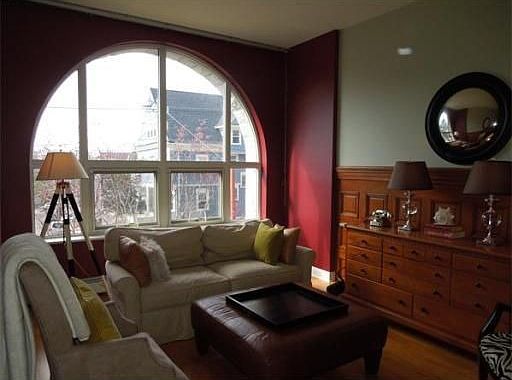 3rd image of 145 Glenwood St Unit 206